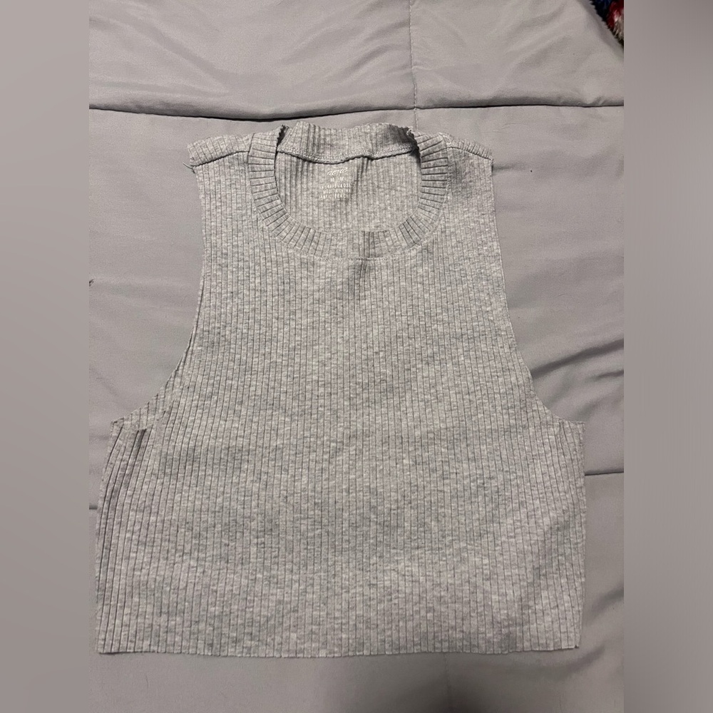 2/$10 EUC Aerie Cropped Sleeveless Tank Top Size M